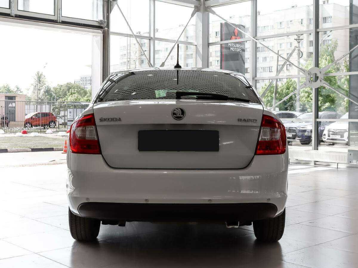 Б/У Шкода Рапид 2016 года. Фото: #4