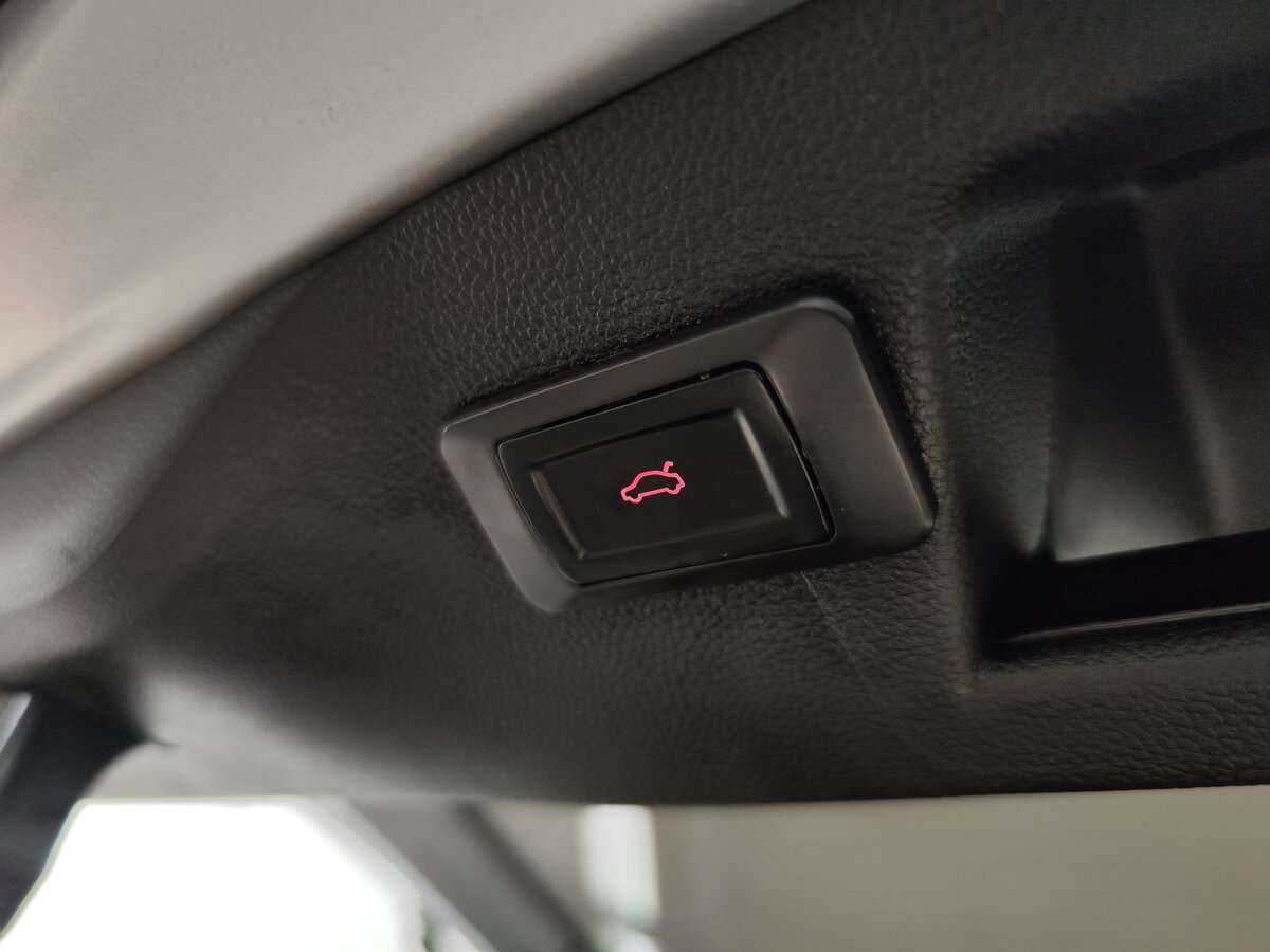 Б/У Рено Аркана 2021 года. Фото: #3