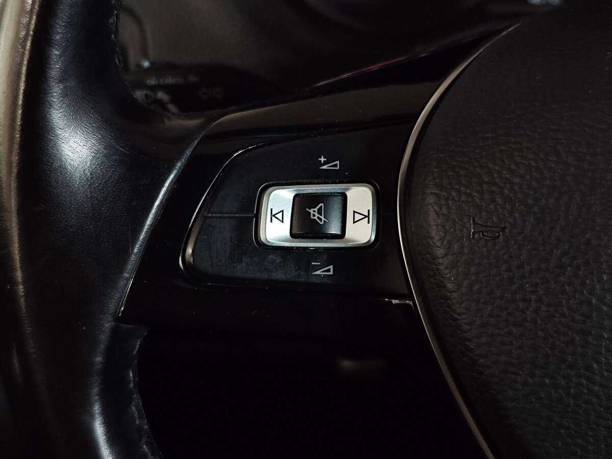 Б/У Фольксваген Поло 2018 года. Фото: #9