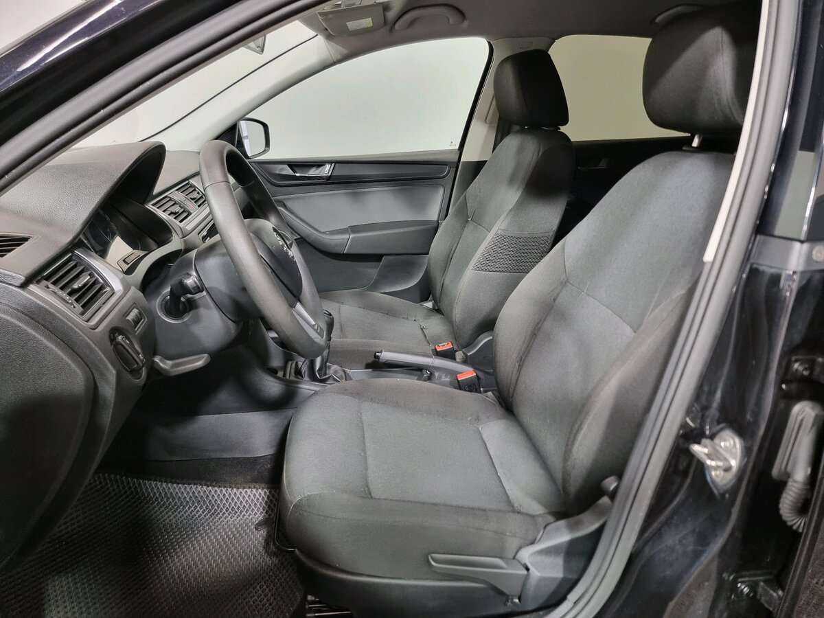 Б/У Шкода Рапид 2019 года. Фото: #5