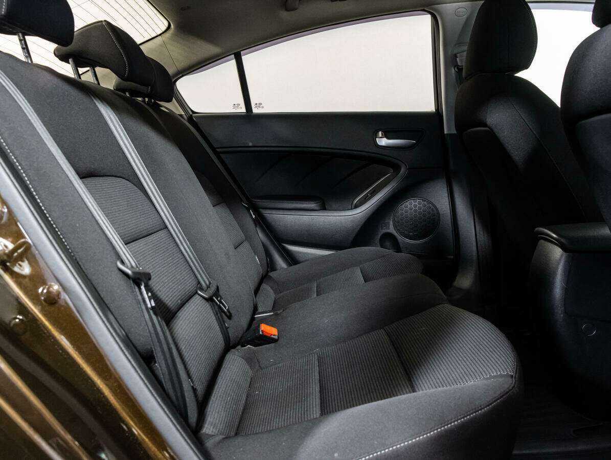 Б/У Киа Церато 2018 года. Фото: #8