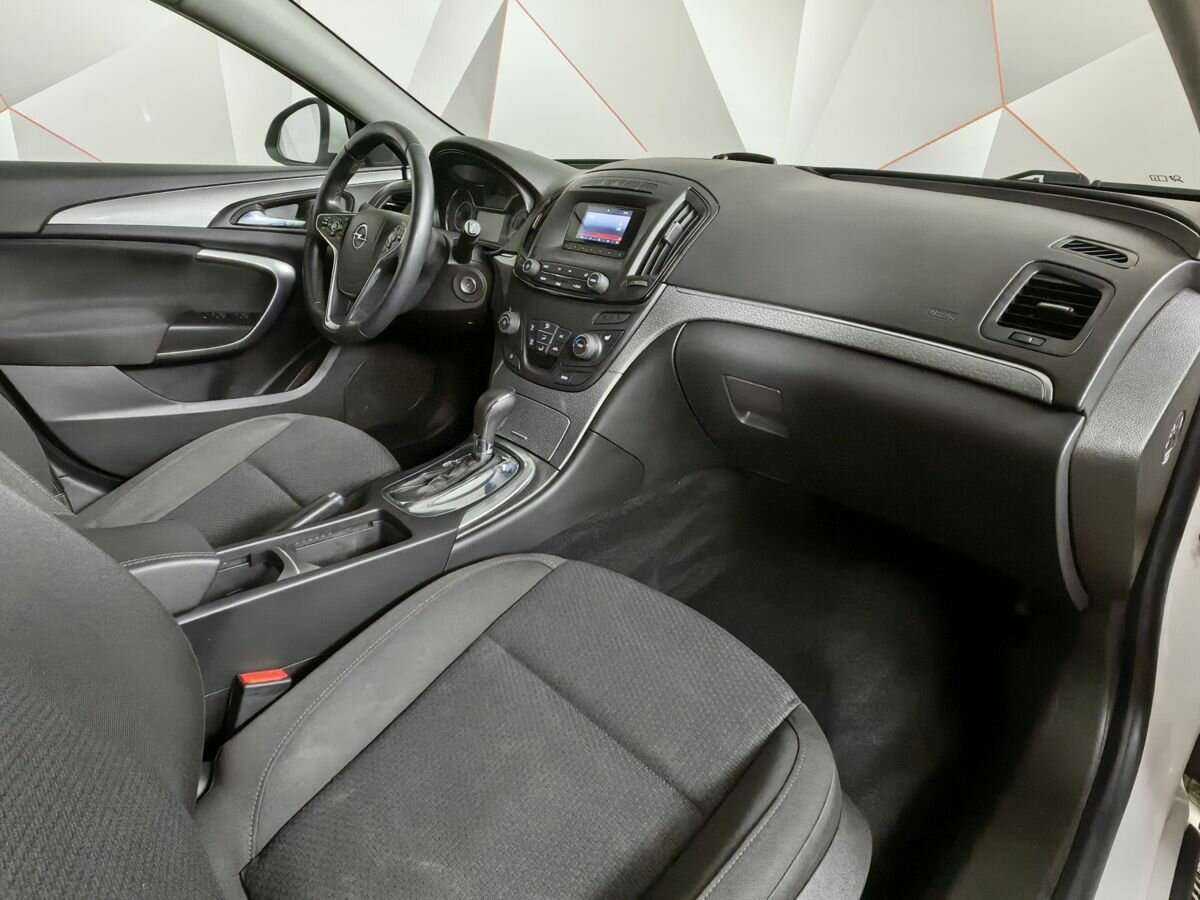 Б/У Опель Инсигния 2014 года. Фото: #8