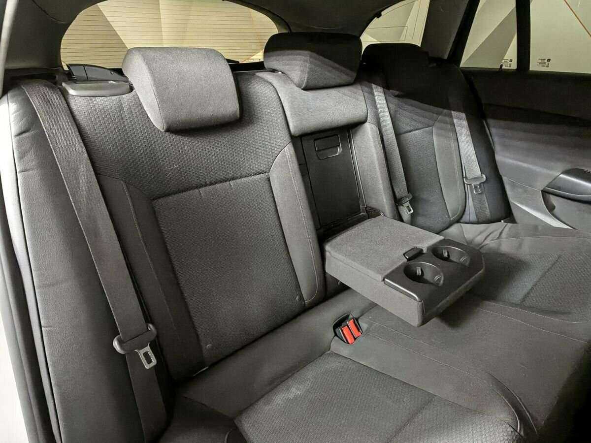 Б/У Опель Инсигния 2014 года. Фото: #12