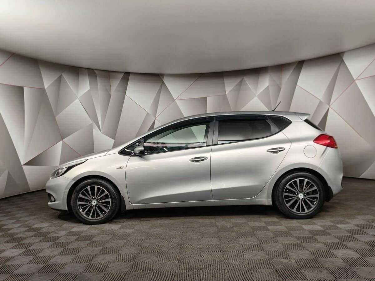 Б/У Киа Сид 2013 года. Фото: #4