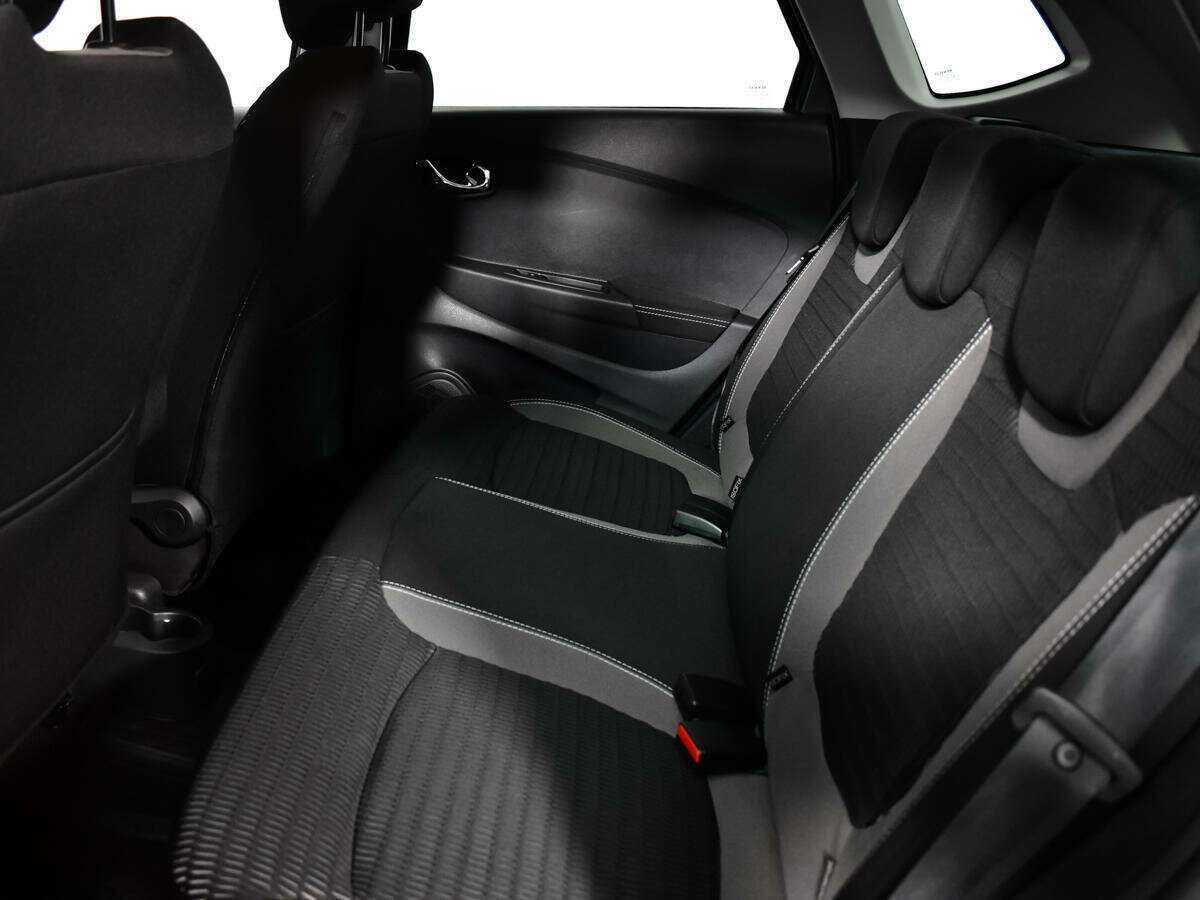 Б/У Рено Каптюр 2020 года. Фото: #9