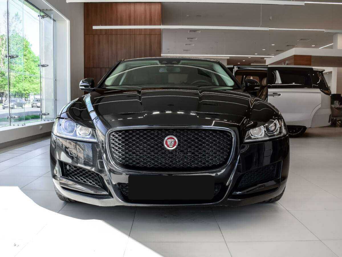 Jaguar XF 2017 года с пробегом. Фото: #1