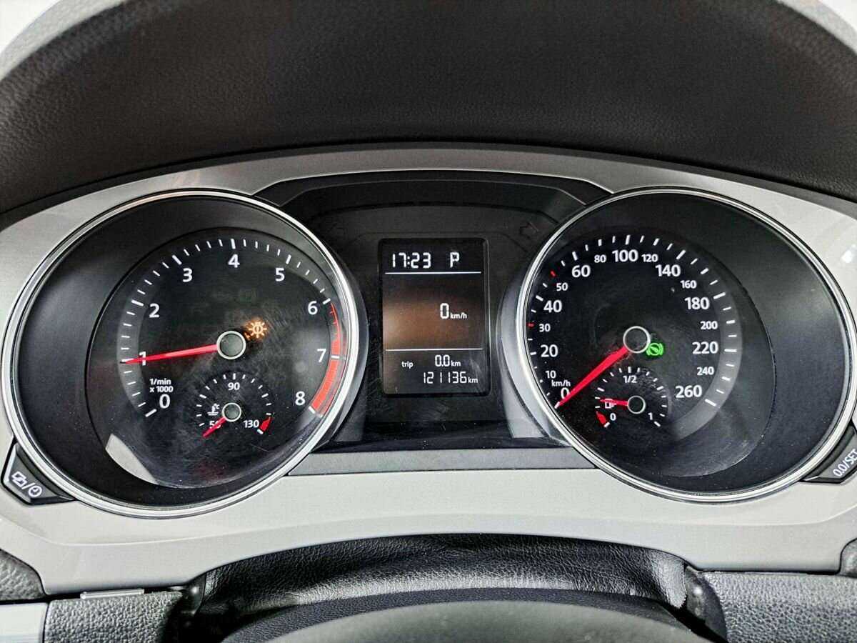 Б/У Фольксваген Джетта 2017 года. Фото: #7