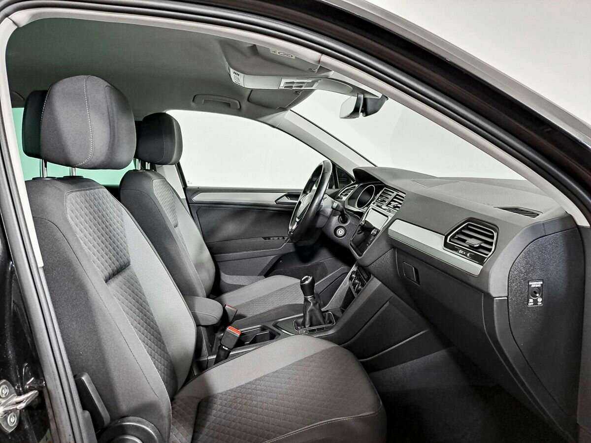 Volkswagen Tiguan 2019 года с пробегом. Фото: #8