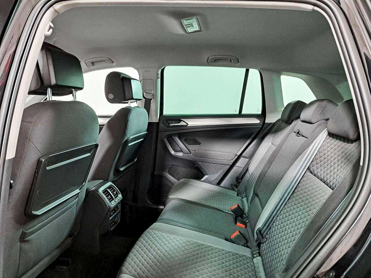 Volkswagen Tiguan 2019 года с пробегом. Фото: #9