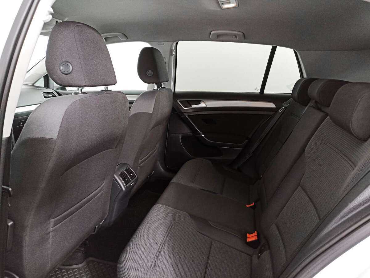 Б/У Фольксваген Гольф 2014 года. Фото: #9