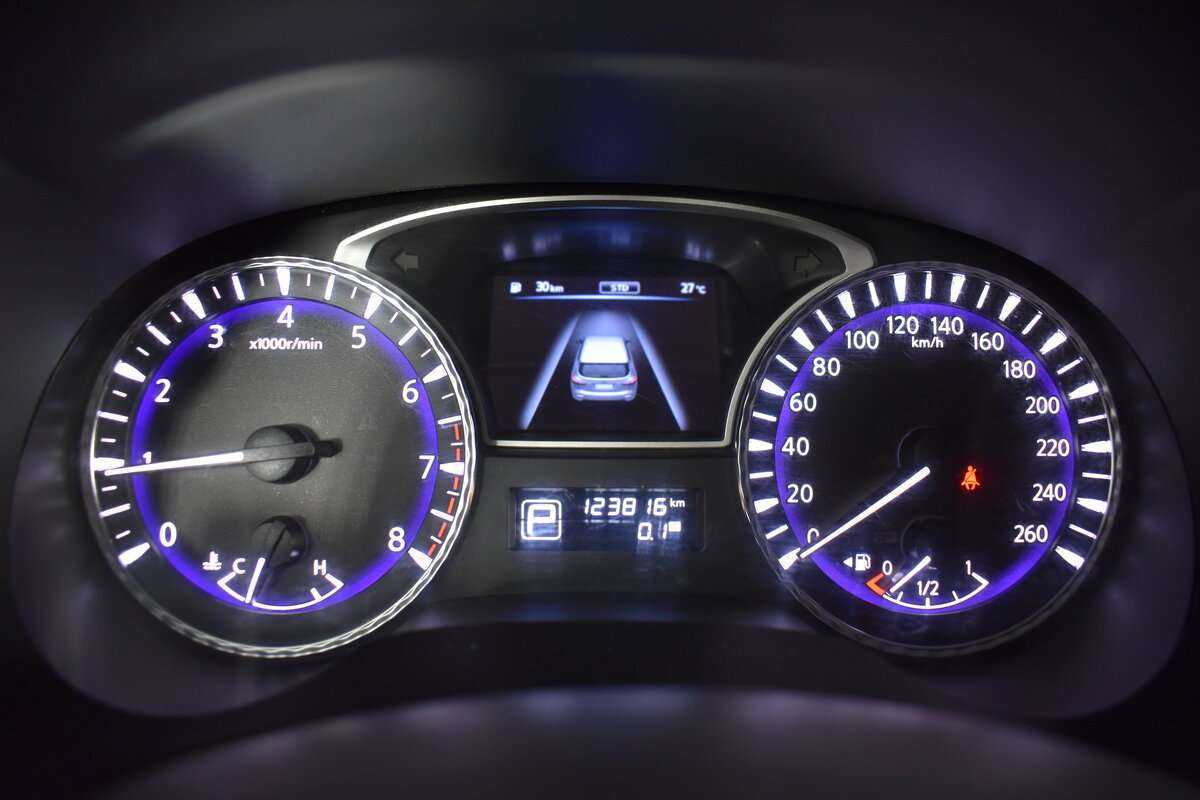 Infiniti QX60 2015 года с пробегом. Фото: #21