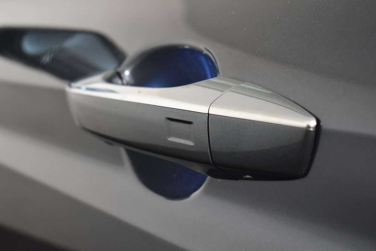 Geely Tugella 2022 года с пробегом. Фото: #13