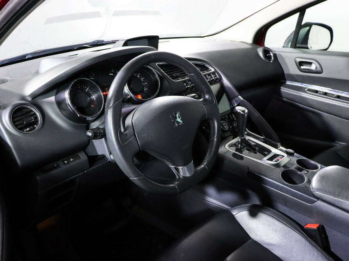 Б/У Пежо 3008 2012 года. Фото: #11