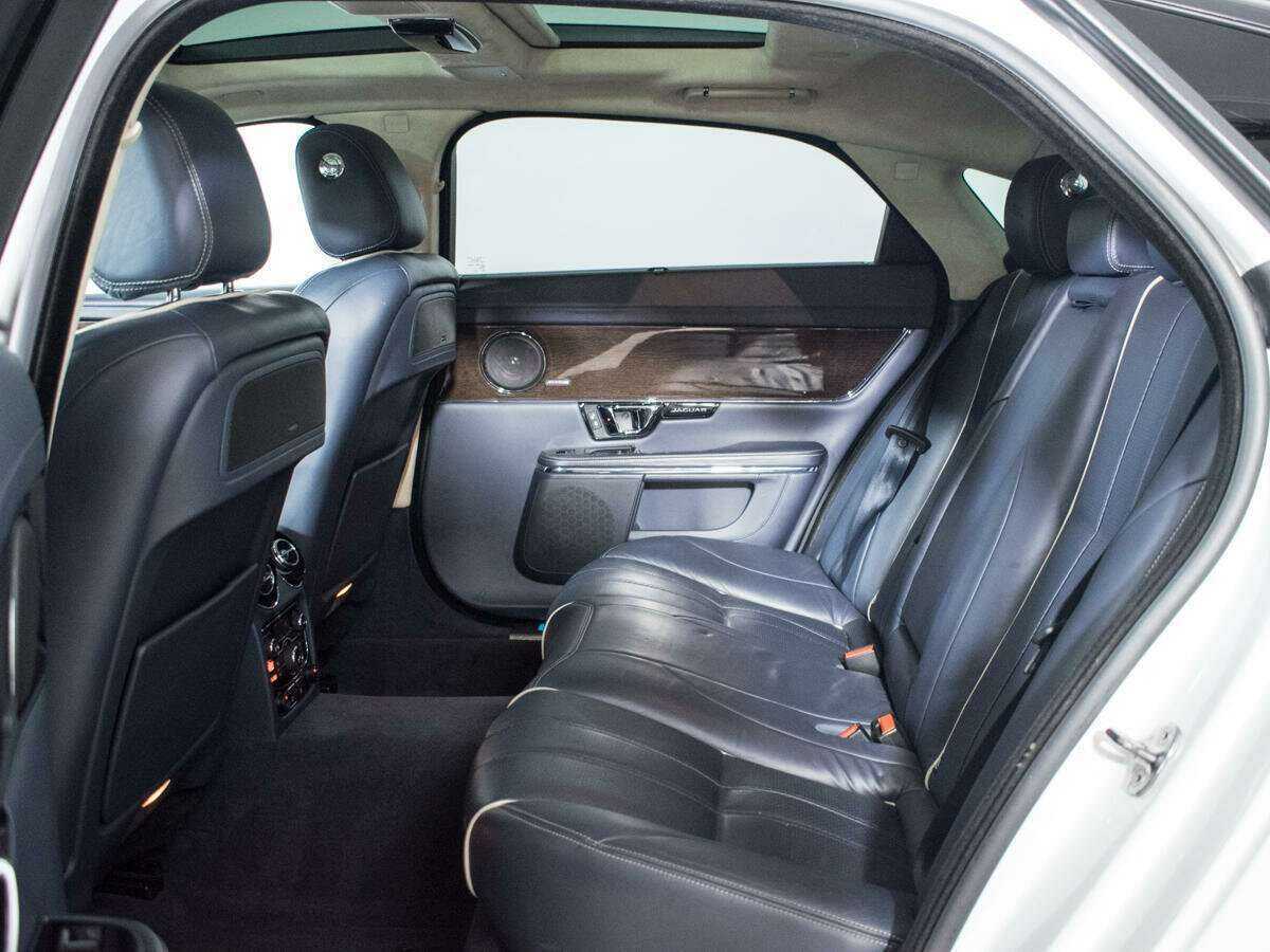Jaguar XJ 2014 года с пробегом. Фото: #9