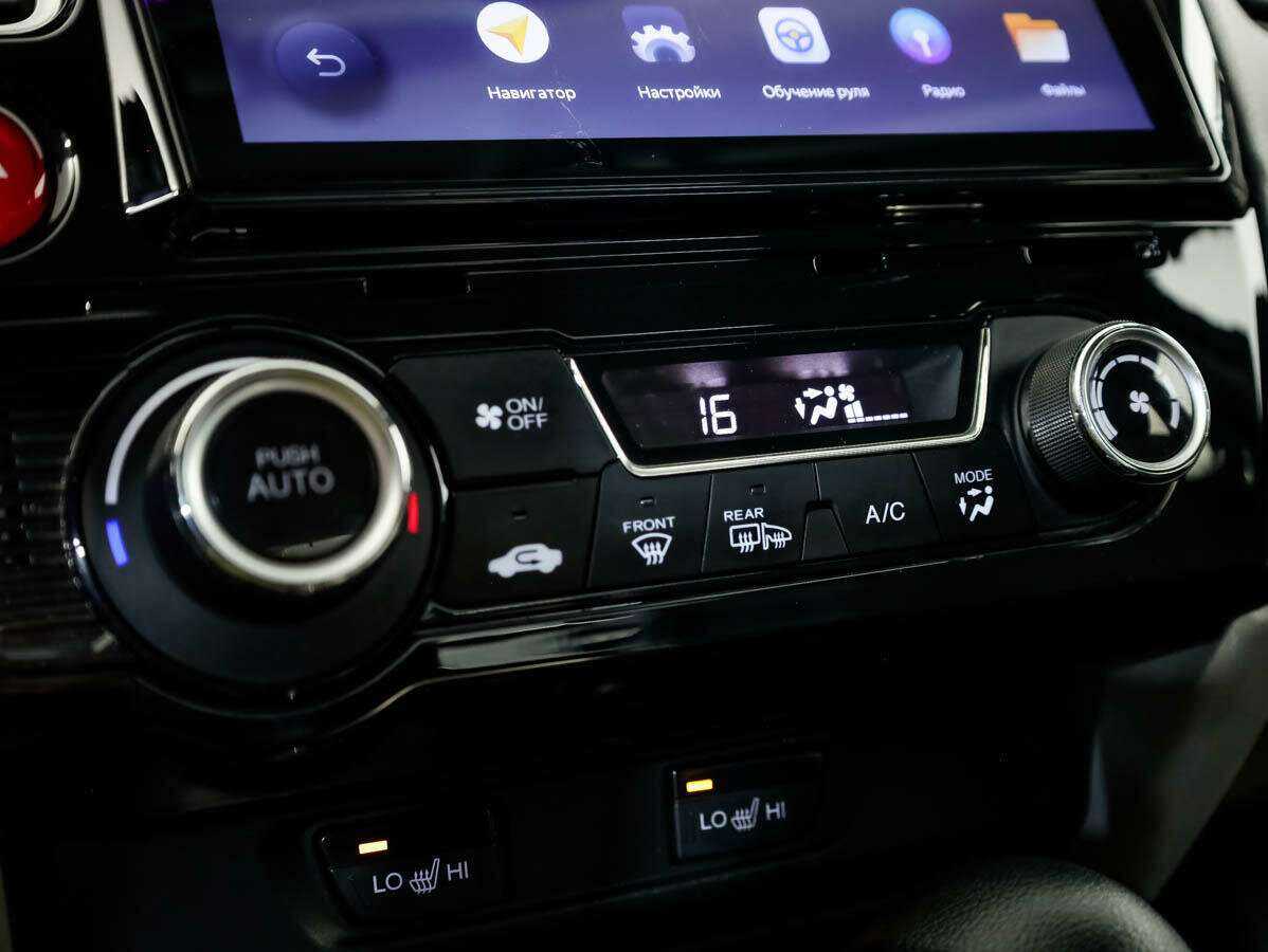 Б/У Хонда Цивик 2013 года. Фото: #16