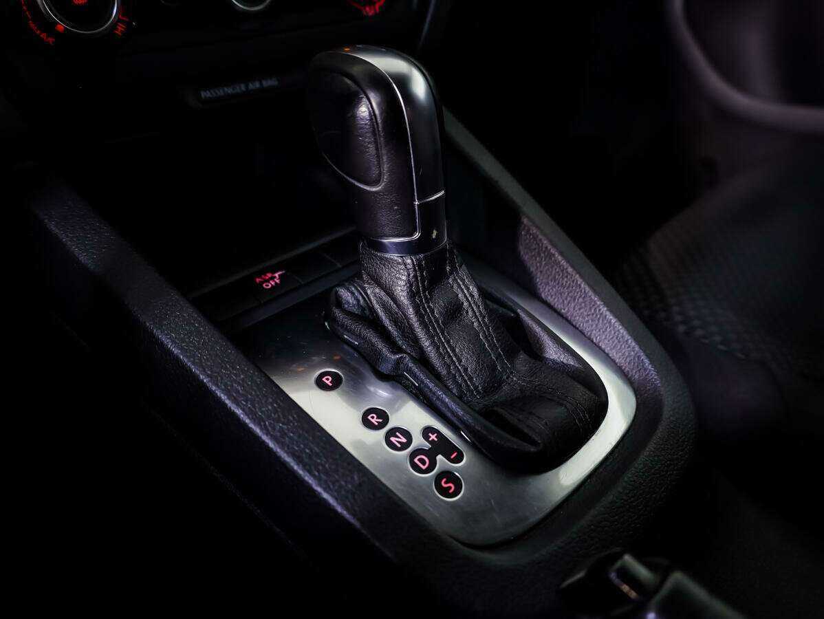 Б/У Фольксваген Джетта 2014 года. Фото: #13