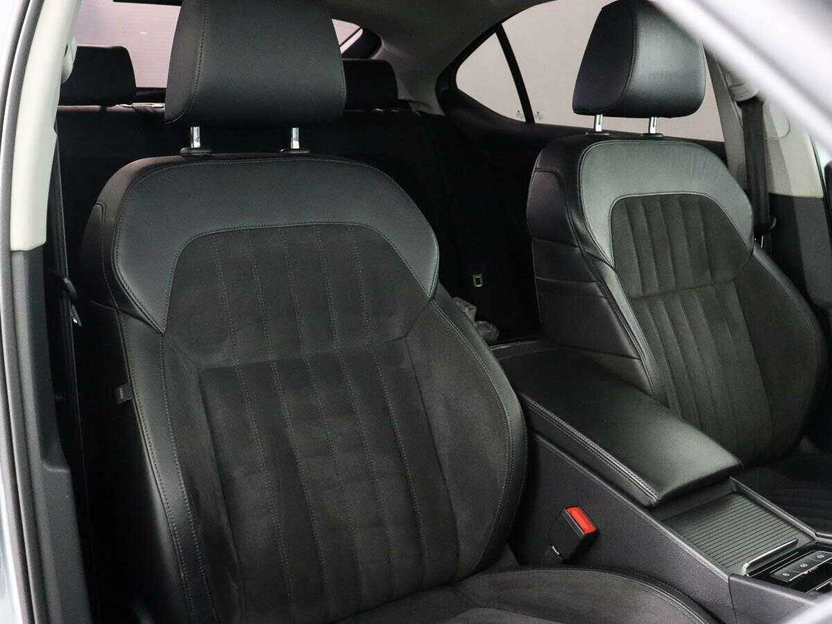 Skoda Superb 2019 года с пробегом. Фото: #6
