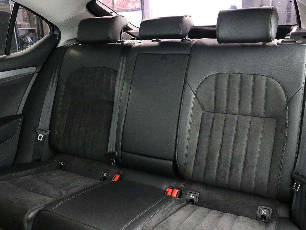 Skoda Superb 2019 года с пробегом. Фото: #9