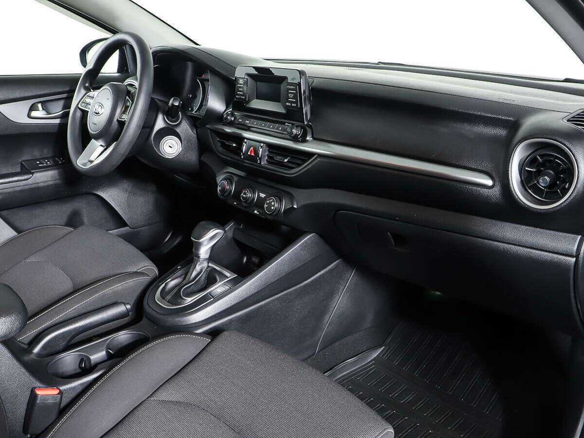 Б/У Киа Церато 2020 года. Фото: #3