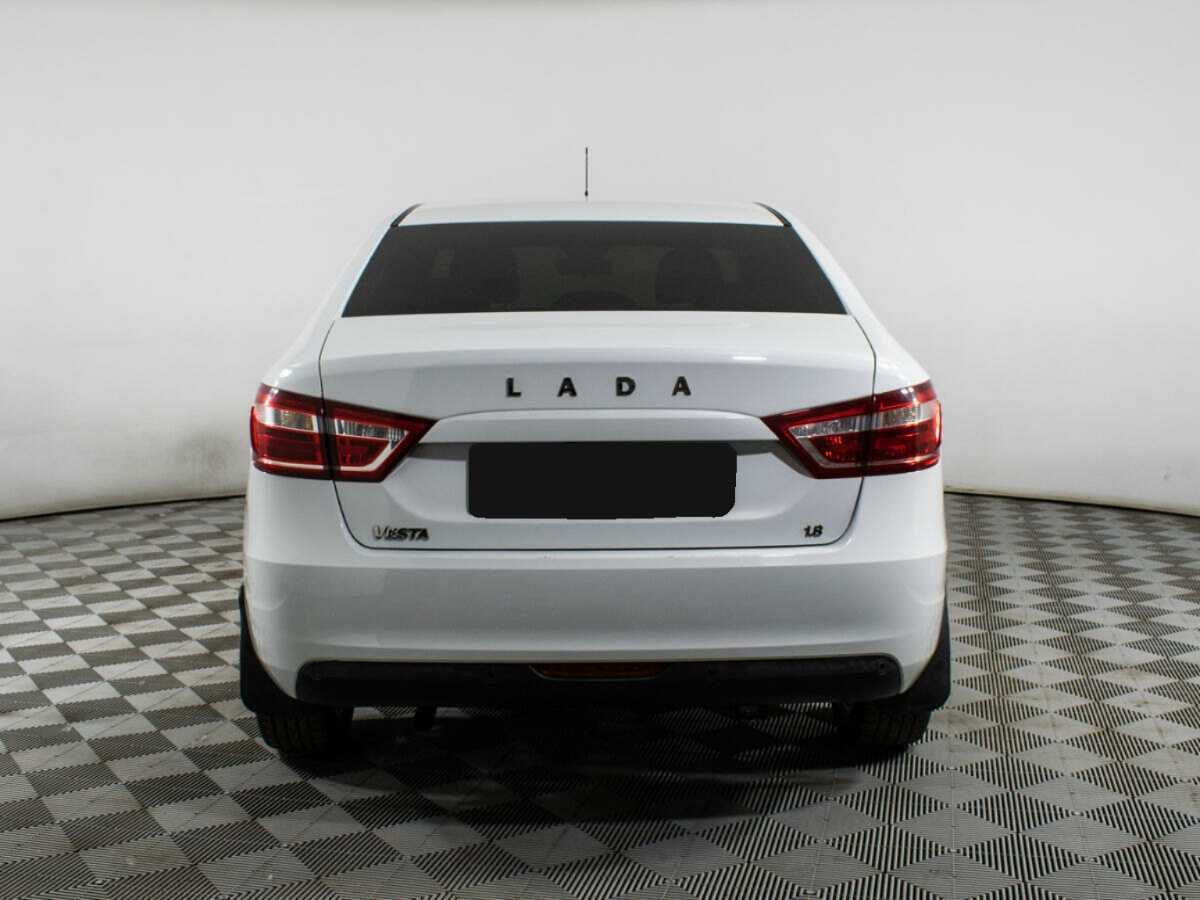 Б/У Лада (ВАЗ) Веста 2018 года. Фото: #4