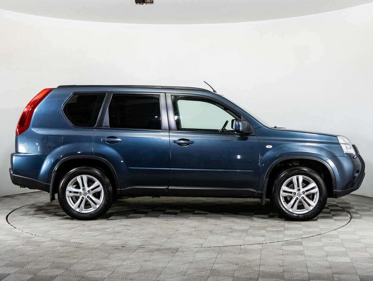 Б/У Ниссан Икс-Трейл 2014 года. Фото: #3