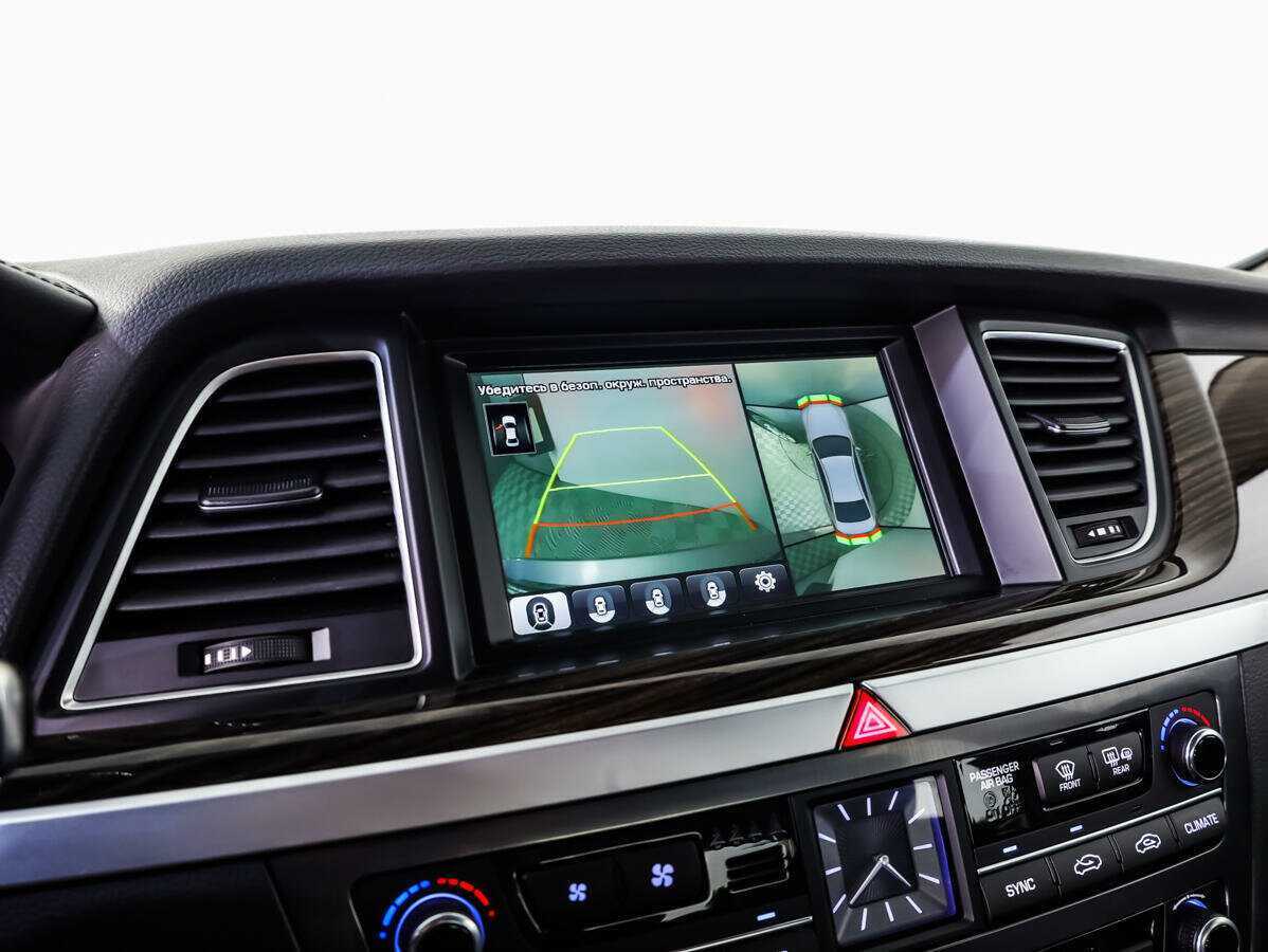 Hyundai Genesis 2014 года с пробегом. Фото: #13