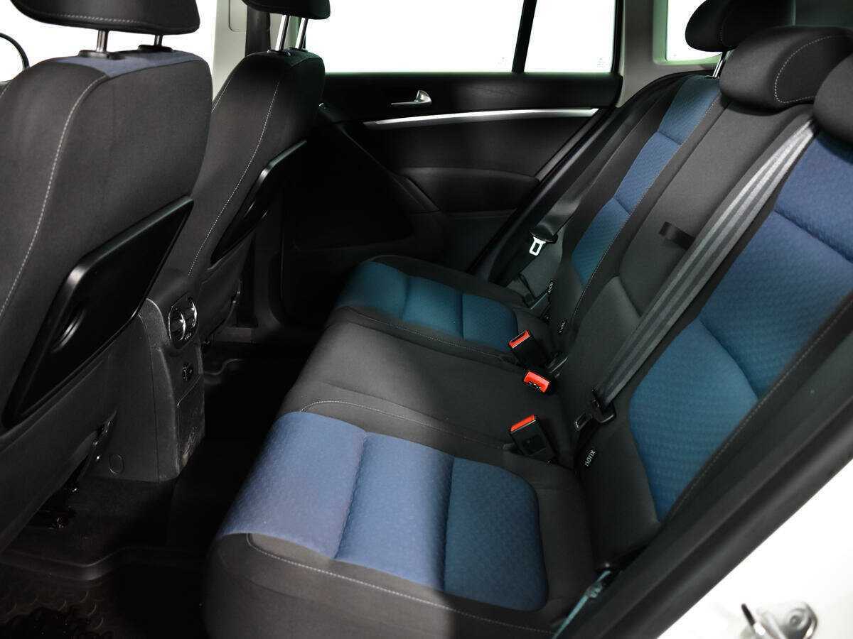 Б/У Фольксваген Тигуан 2013 года. Фото: #9