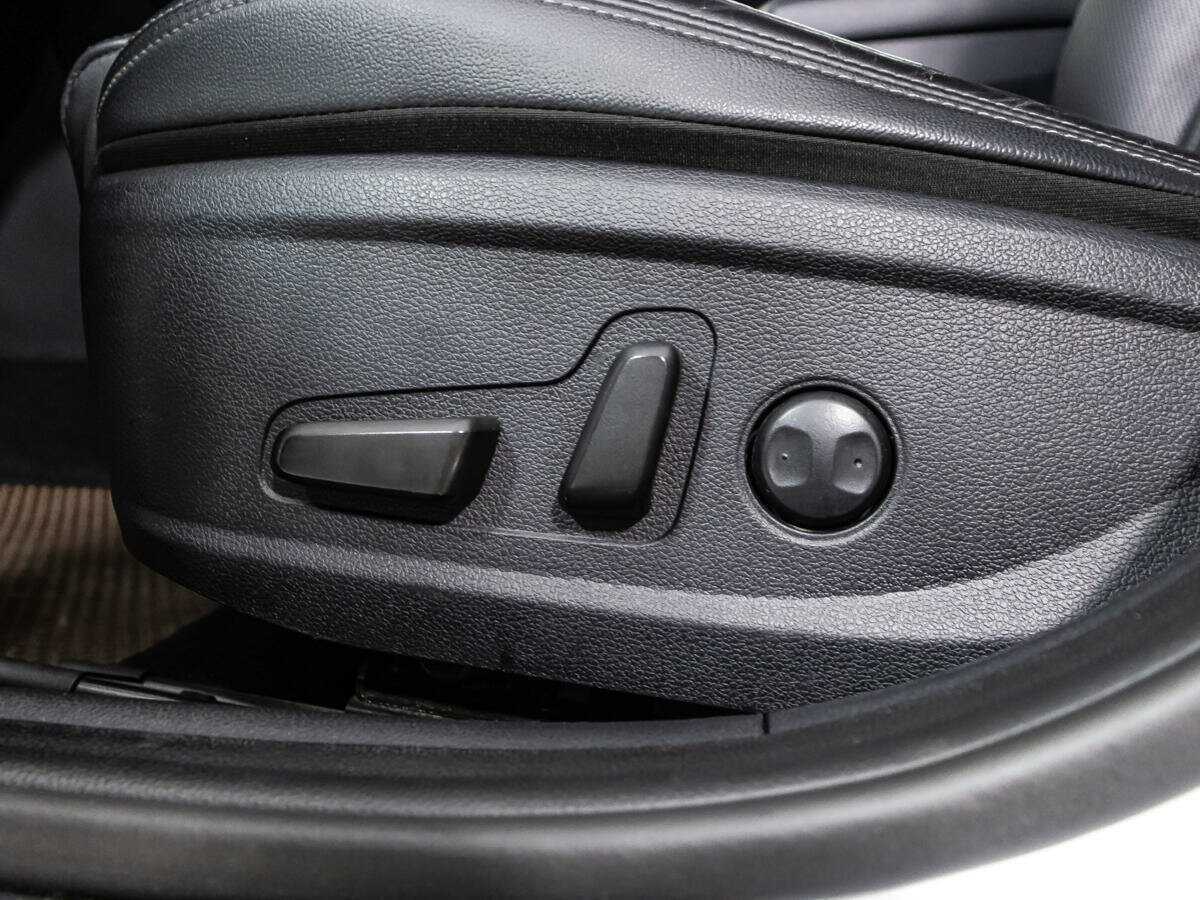 Hyundai Grandeur 2018 года с пробегом. Фото: #15