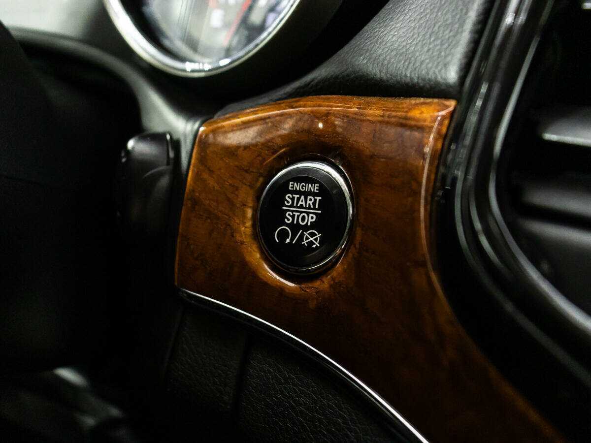 Jeep Grand Cherokee 2012 года с пробегом. Фото: #17