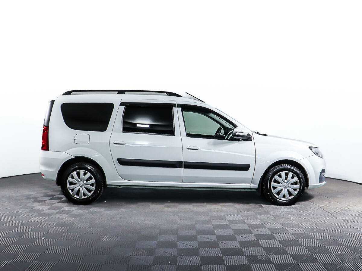 Б/У Лада (ВАЗ) Ларгус 2021 года. Фото: #3