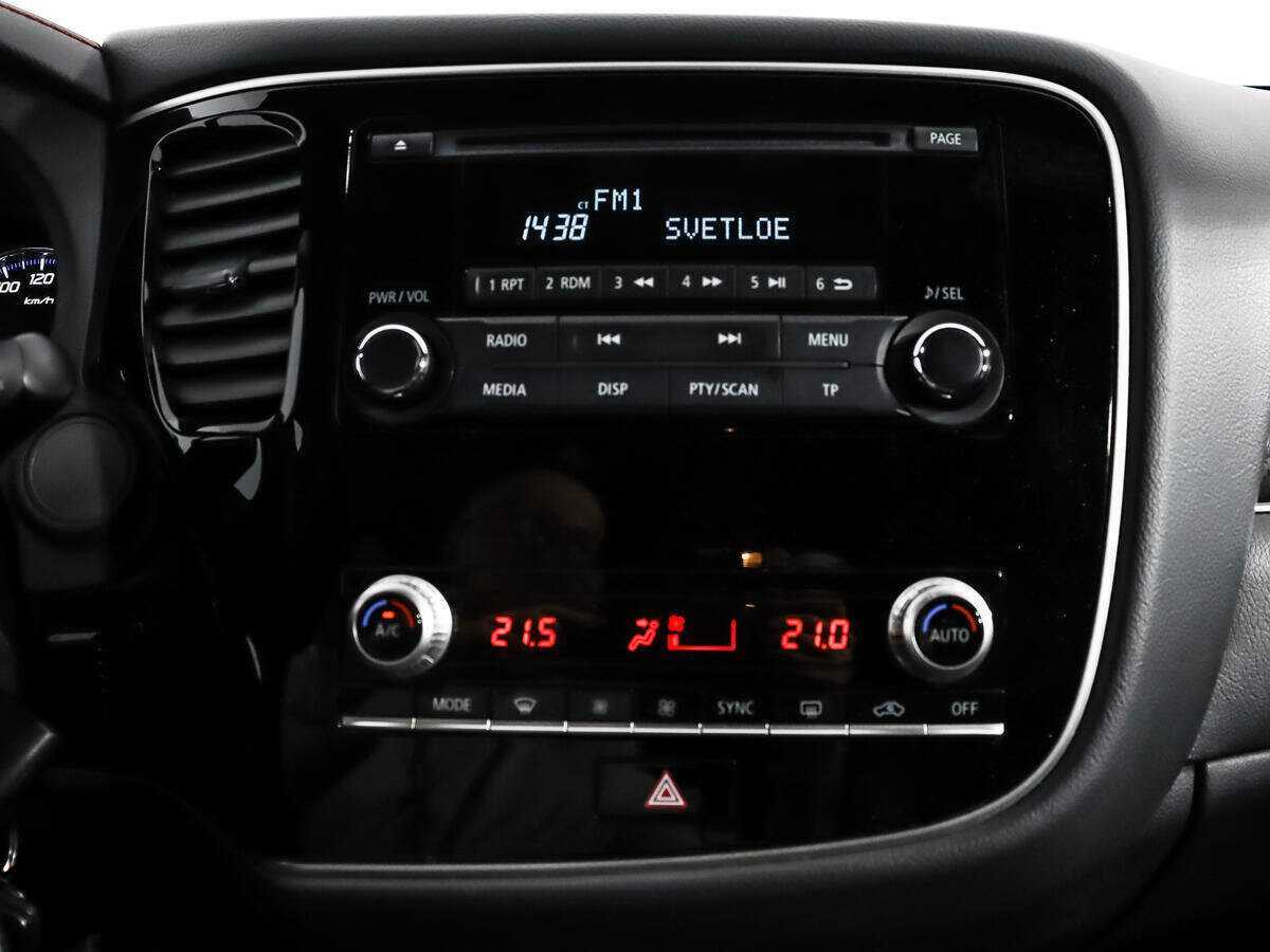 Mitsubishi Outlander 2021 года с пробегом. Фото: #14
