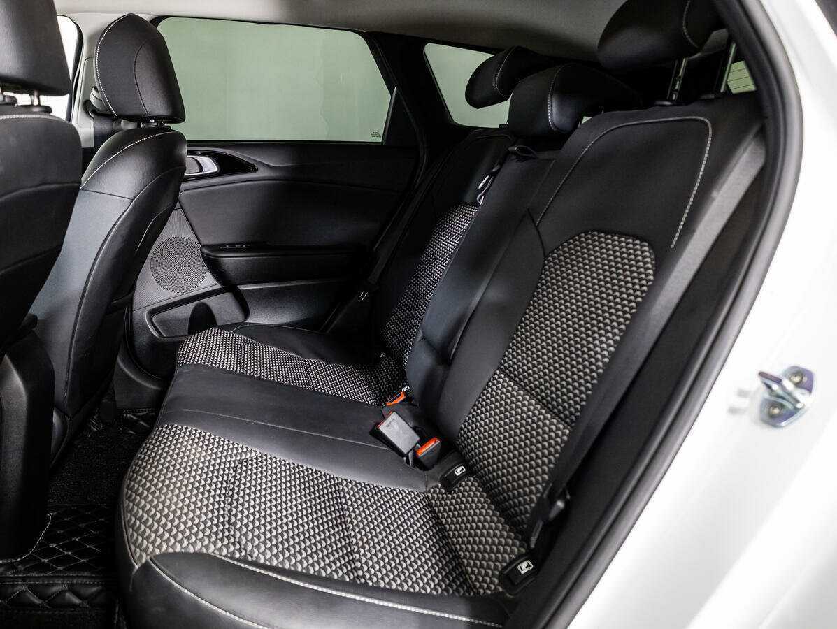 Kia Ceed 2021 года с пробегом. Фото: #11