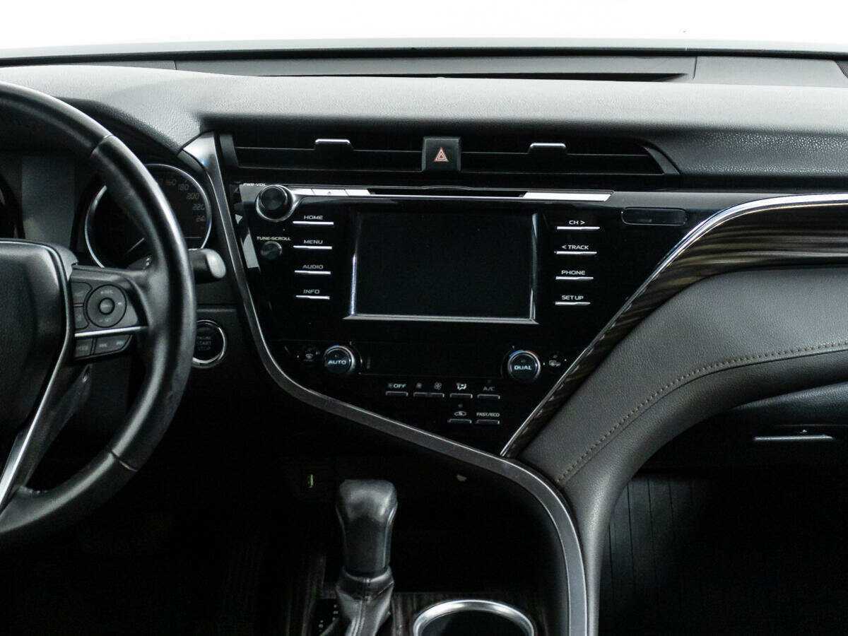 Toyota Camry 2021 года с пробегом. Фото: #13