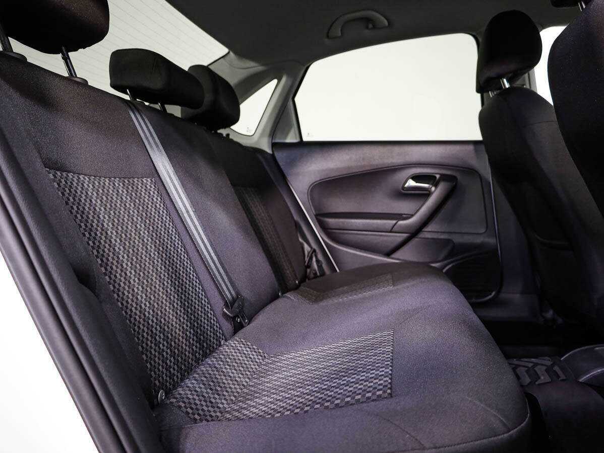 Б/У Фольксваген Поло 2017 года. Фото: #10