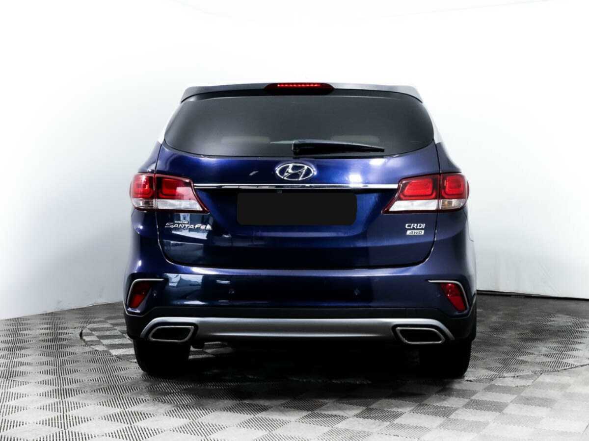 Hyundai Santa Fe 2018 года с пробегом. Фото: #4