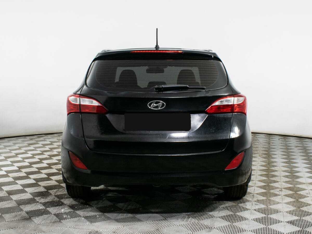 Б/У Хендай ай30 2012 года. Фото: #5