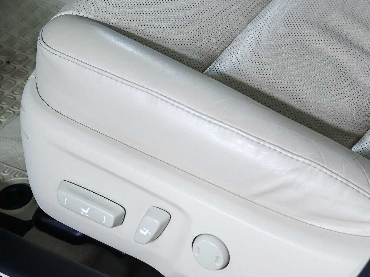 Б/У Тойота Камри 2014 года. Фото: #18