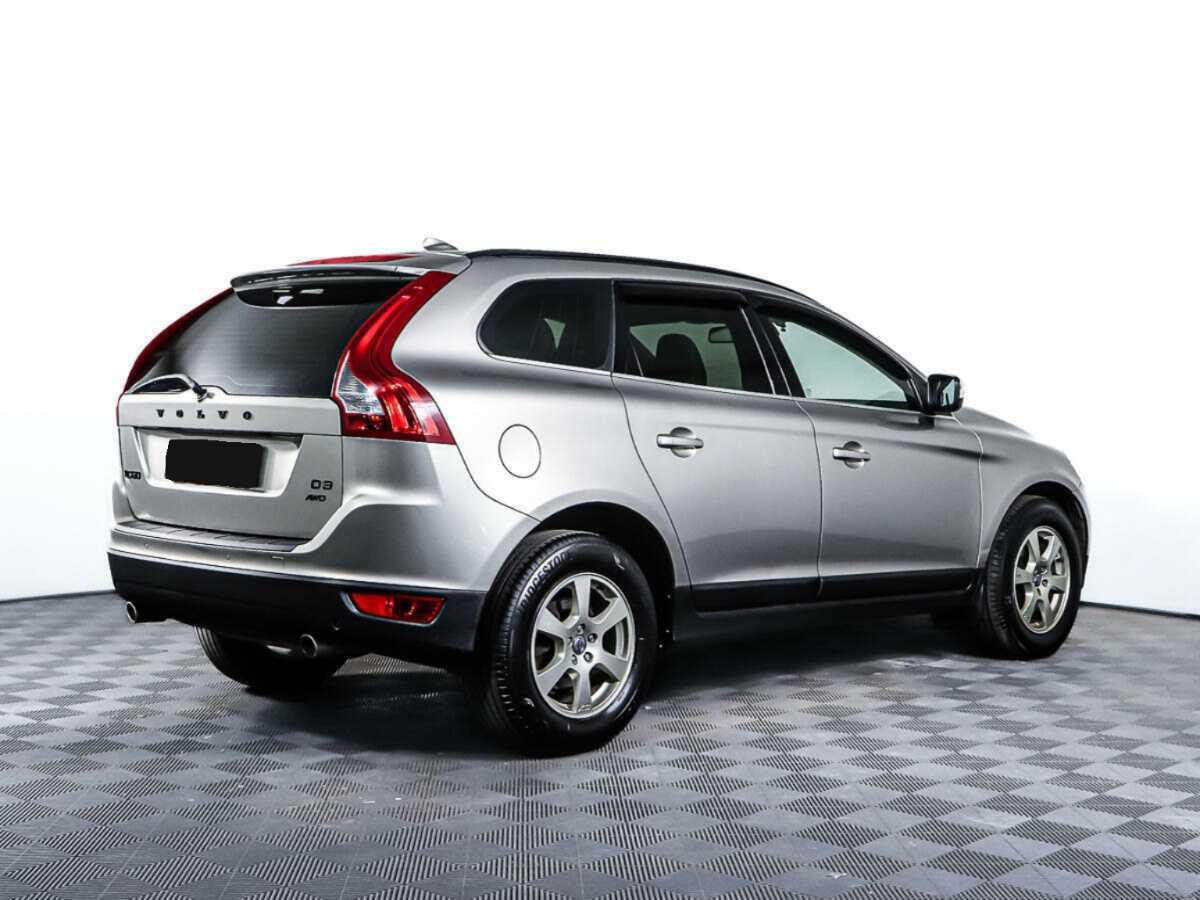 Б/У Вольво ИксЦ60 2012 года. Фото: #4