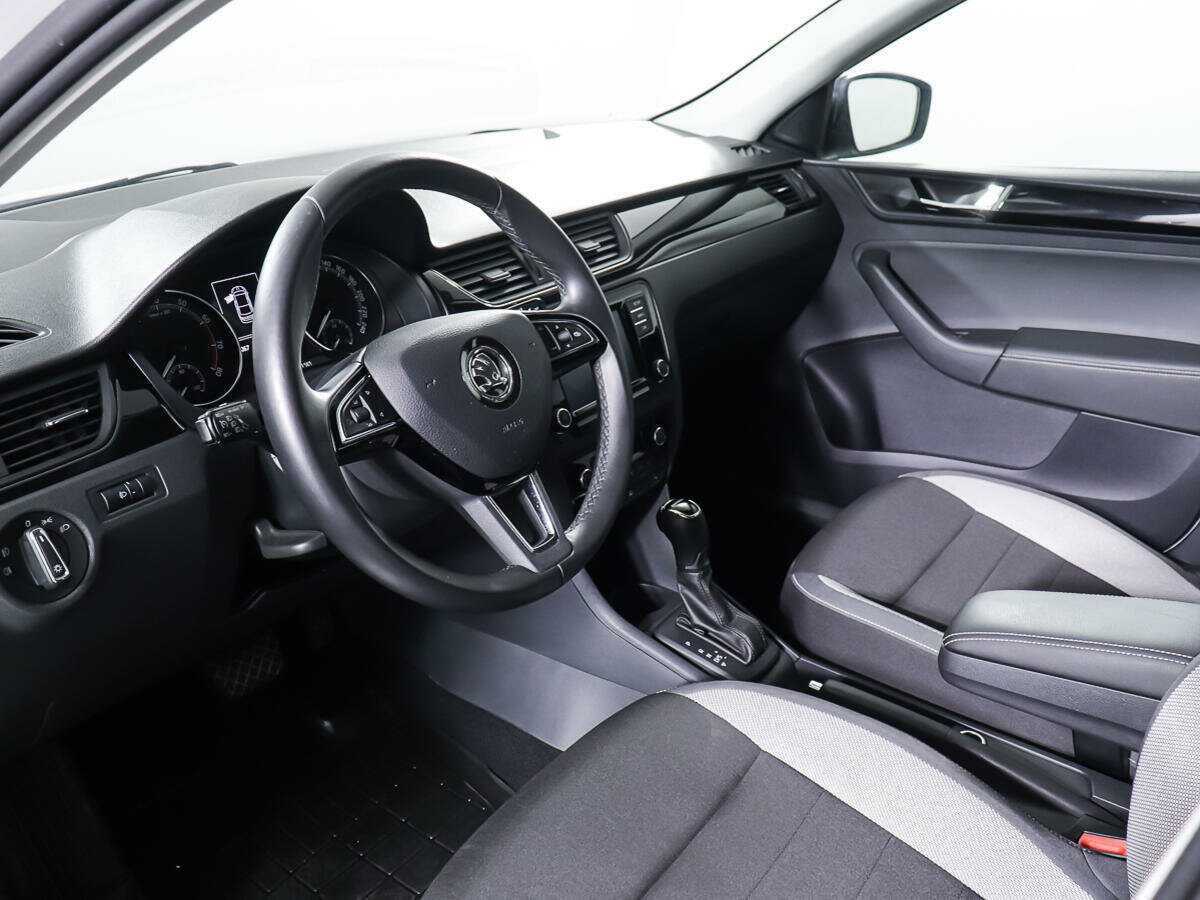 Б/У Шкода Рапид 2019 года. Фото: #9