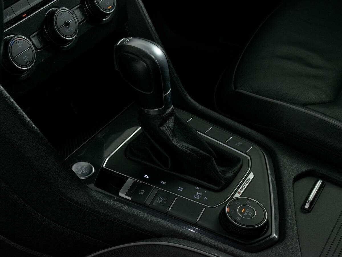 Volkswagen Tiguan 2018 года с пробегом. Фото: #17