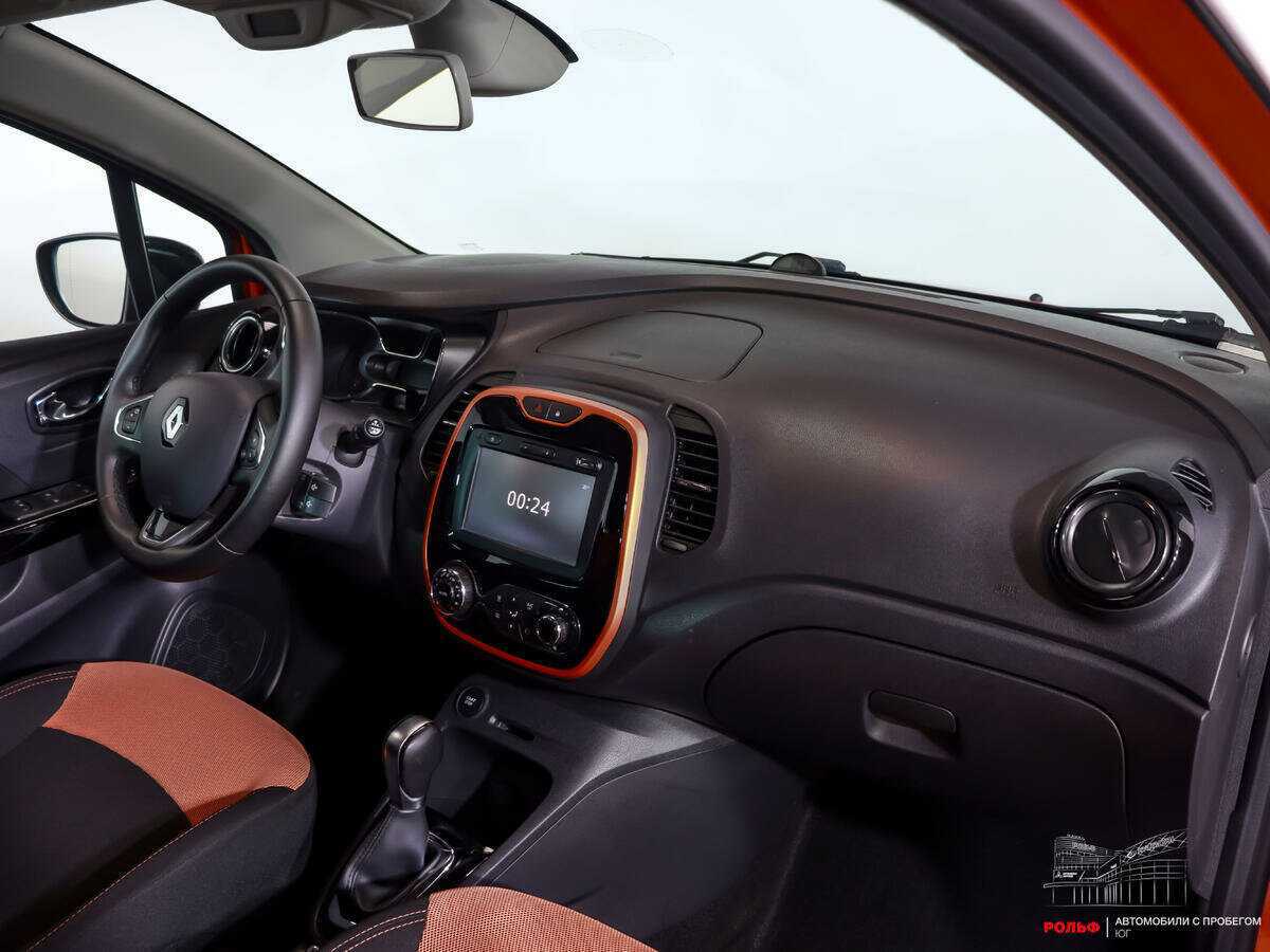 Б/У Рено Каптюр 2018 года. Фото: #7