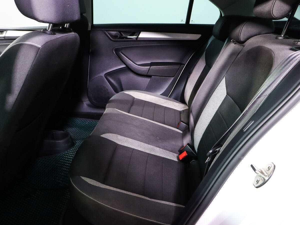 Б/У Шкода Рапид 2019 года. Фото: #9