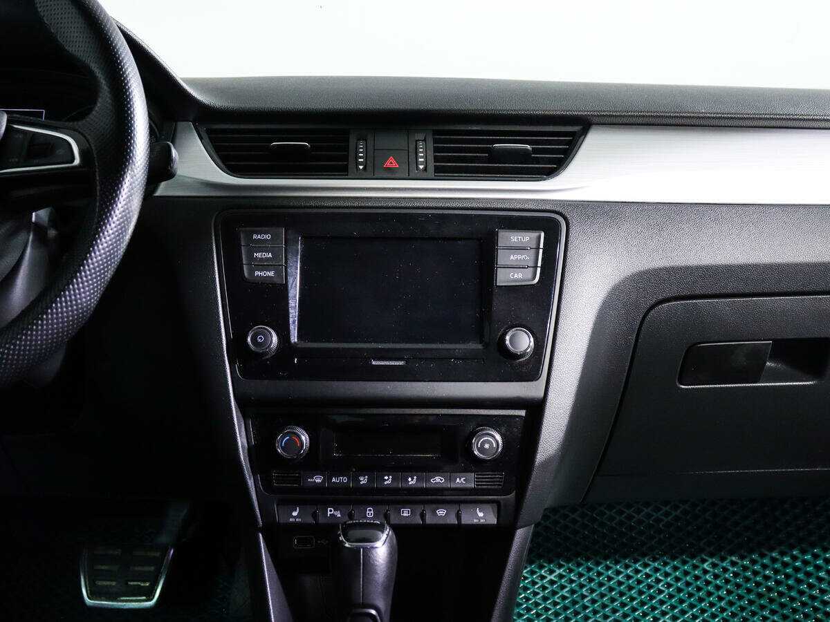 Б/У Шкода Рапид 2019 года. Фото: #12