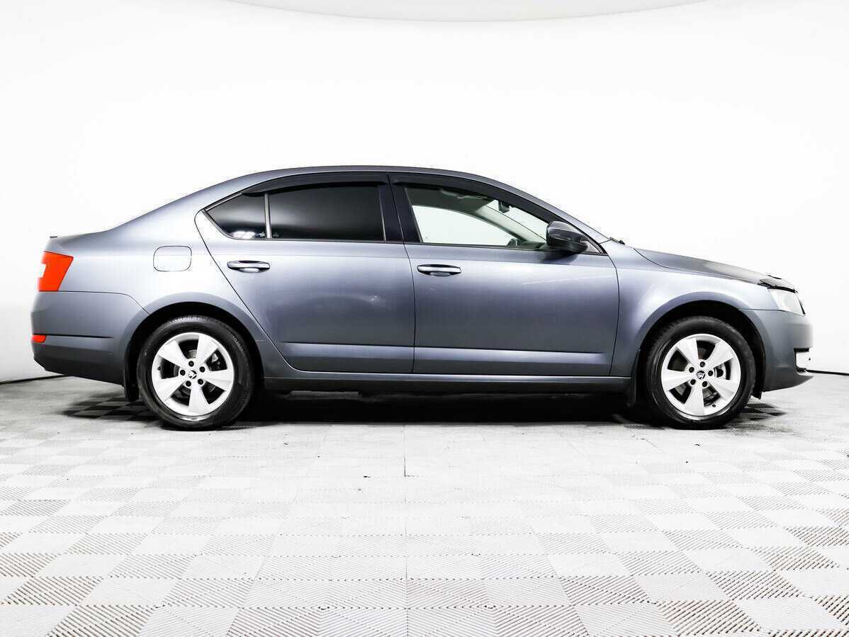 Б/У Шкода Октавия 2014 года. Фото: #3