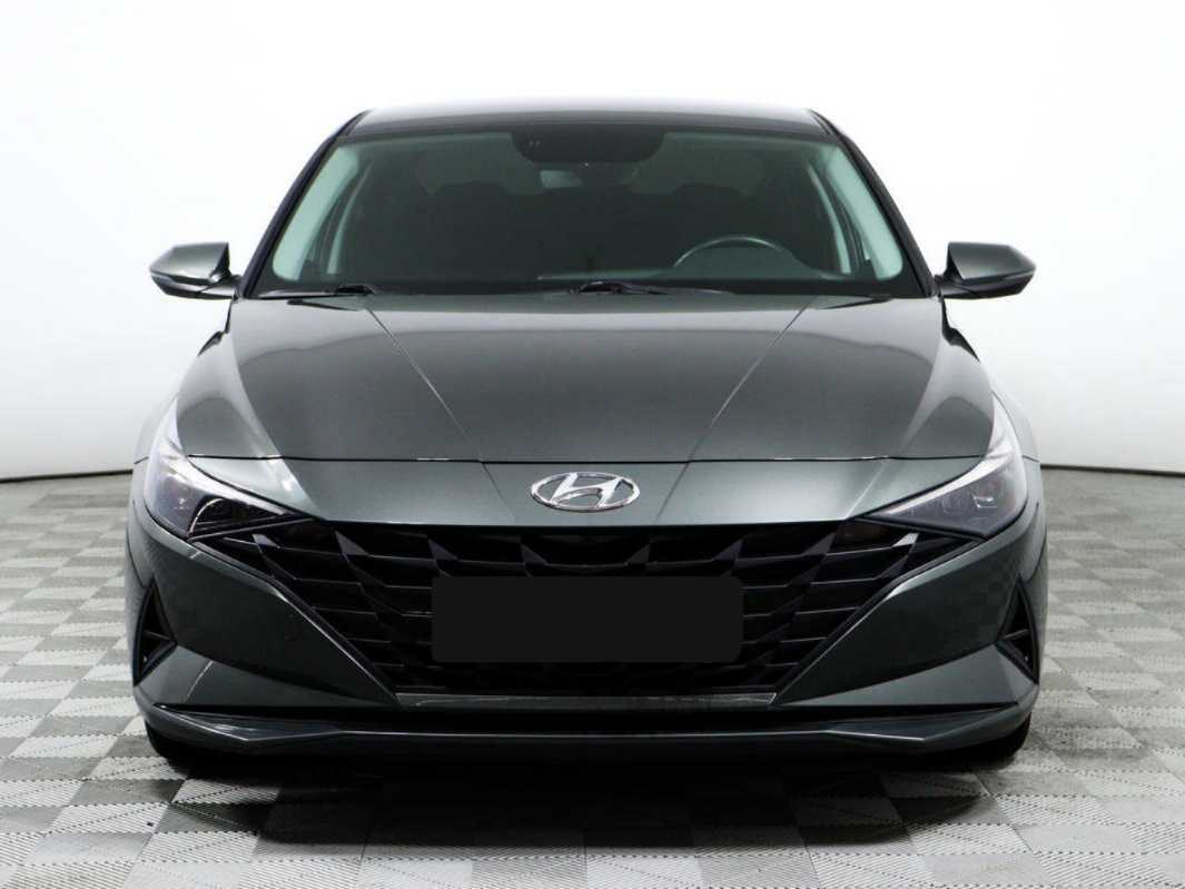 Hyundai Elantra 2021 года с пробегом. Фото: #1
