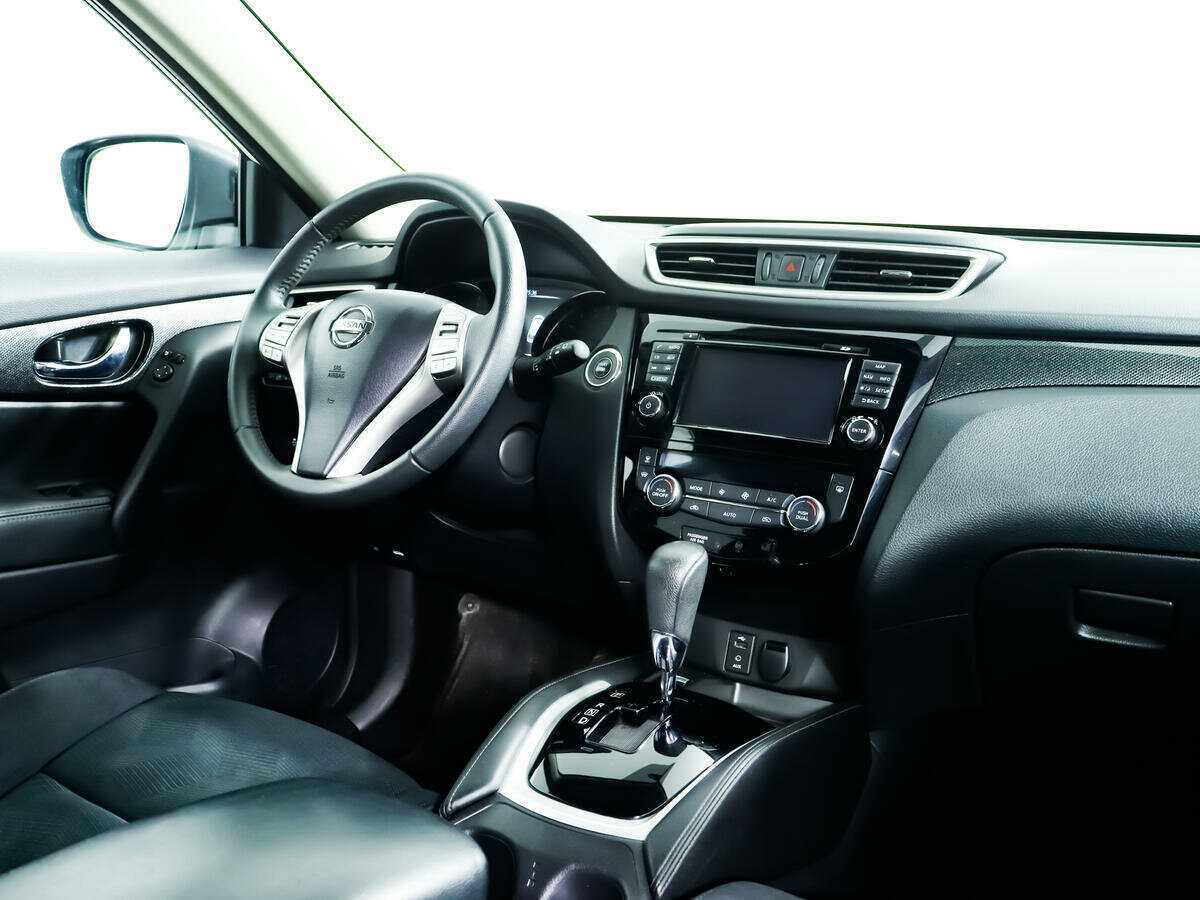 Б/У Ниссан Икс-Трейл 2017 года. Фото: #7