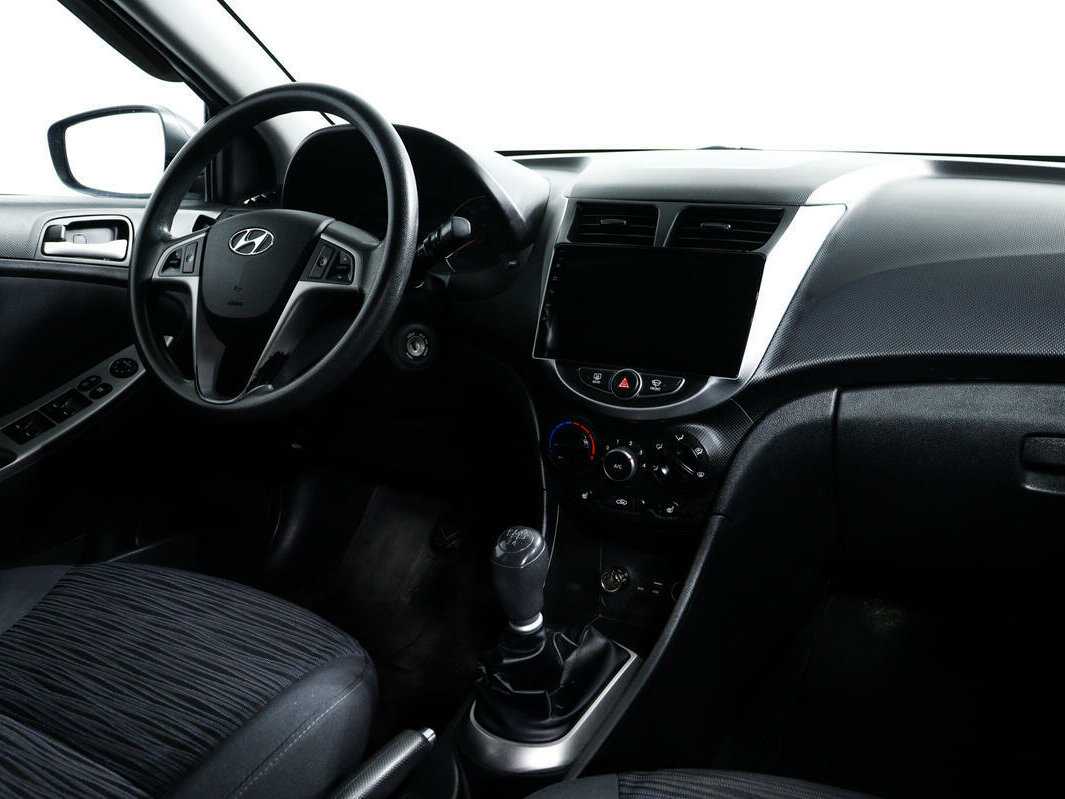 Б/У Хендай Солярис 2015 года. Фото: #8