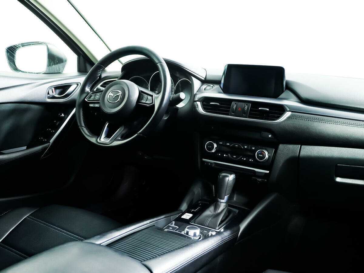 Б/У Мазда 6 2016 года. Фото: #6