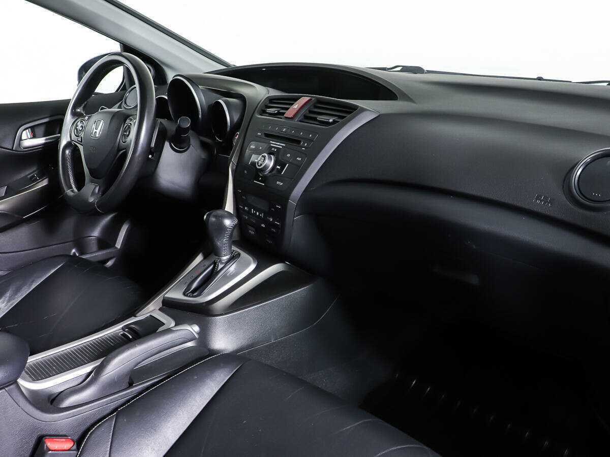 Б/У Хонда Цивик 2013 года. Фото: #8