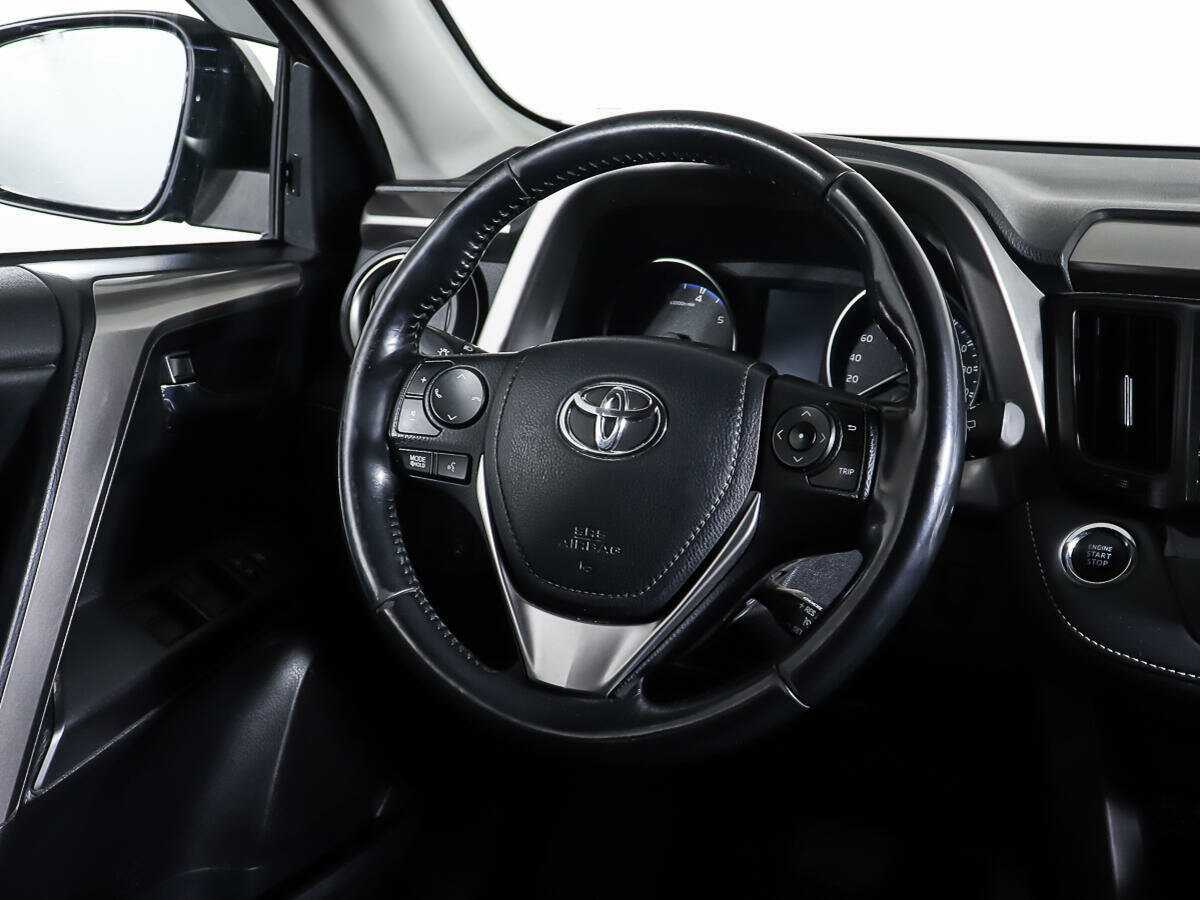 Toyota RAV4 2019 года с пробегом. Фото: #16
